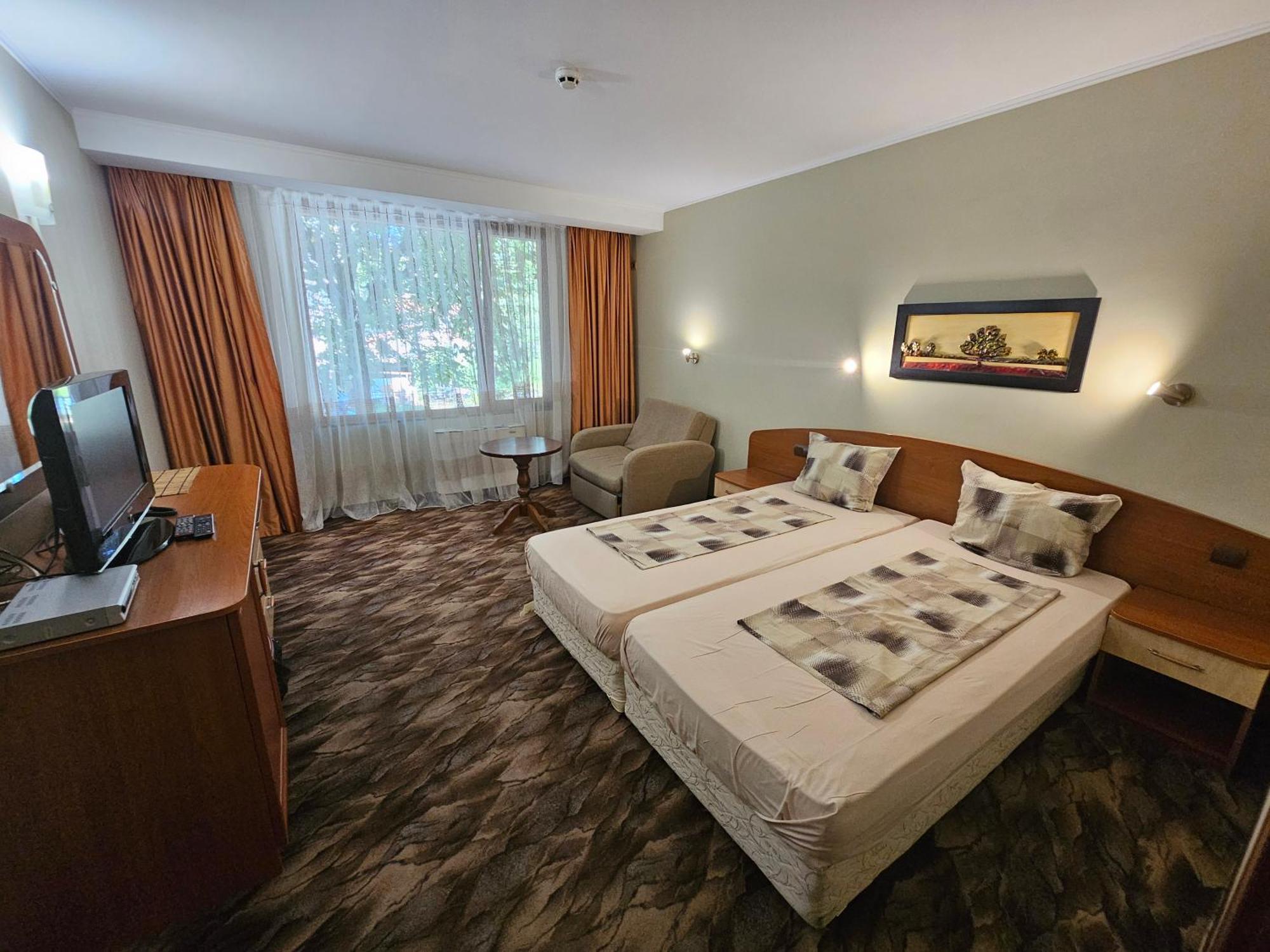 Family Hotel Jeri Велинград Экстерьер фото